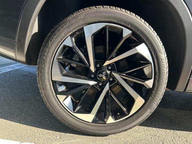 アウトランダーPHEV P 冠水歴車ナビTVバックカメラ全方位モニター3列シート7名乗車パワーバックドアナビTVHDMI入力BTオーディオ対応マイパイロットレーダークルーズコントロールスマートキーPスタート禁煙車シートヒーター付(32枚目)