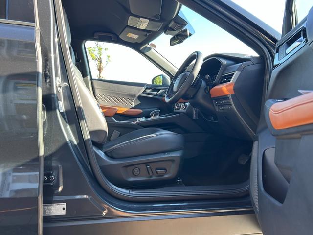 アウトランダーPHEV P 冠水歴車ナビTVバックカメラ全方位モニター3列シート7名乗車パワーバックドアナビTVHDMI入力BTオーディオ対応マイパイロットレーダークルーズコントロールスマートキーPスタート禁煙車シートヒーター付(42枚目)
