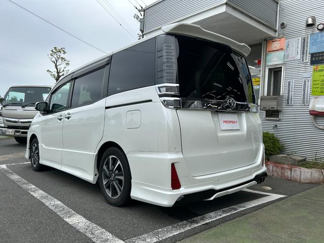 ヴォクシー ZS 煌II 冠水歴車ナビTVバックカメラCDDVD再生HDMI入力ETC車載器両側パワスラスマートキーPスタートイモビ付3列シート7名乗車ドライブレコーダー白線逸脱警報セーフティーセンスプリクラッシュセーフティー(13枚目)