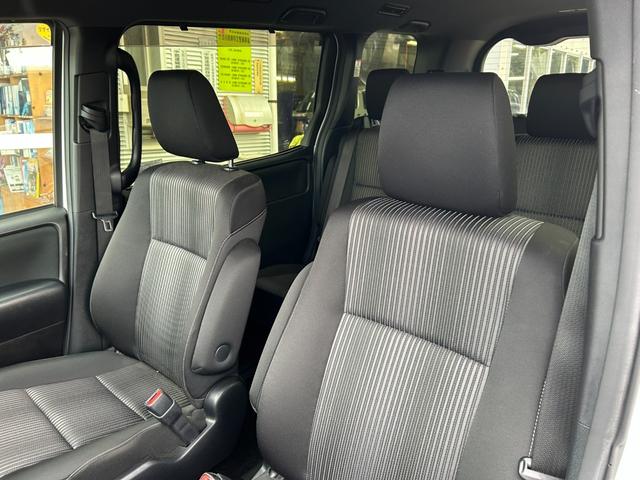 ヴォクシー ZS 煌II 冠水歴車ナビTVバックカメラCDDVD再生HDMI入力ETC車載器両側パワスラスマートキーPスタートイモビ付3列シート7名乗車ドライブレコーダー白線逸脱警報セーフティーセンスプリクラッシュセーフティー(47枚目)
