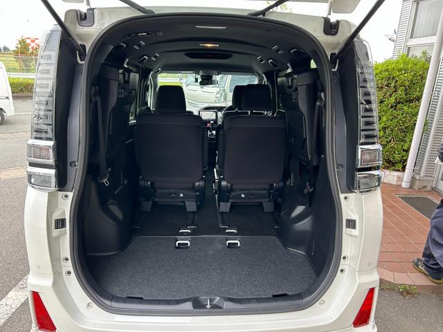ヴォクシー ZS 煌II 冠水歴車ナビTVバックカメラCDDVD再生HDMI入力ETC車載器両側パワスラスマートキーPスタートイモビ付3列シート7名乗車ドライブレコーダー白線逸脱警報セーフティーセンスプリクラッシュセーフティー(61枚目)