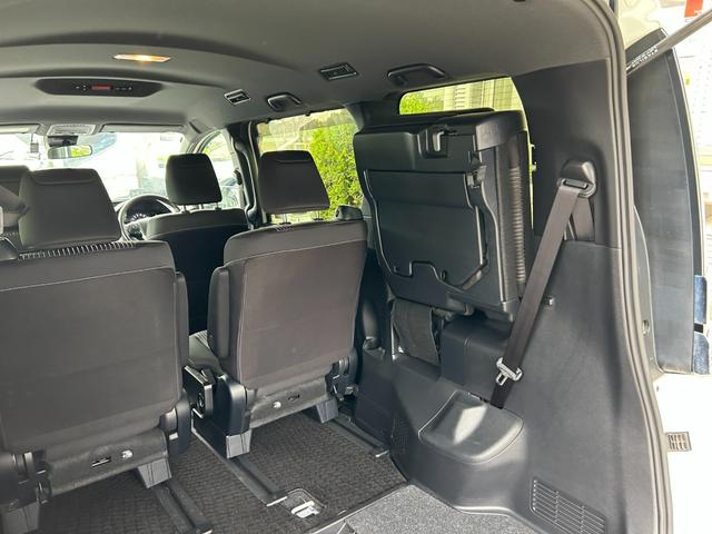 ヴォクシー ZS 煌II 冠水歴車ナビTVバックカメラCDDVD再生HDMI入力ETC車載器両側パワスラスマートキーPスタートイモビ付3列シート7名乗車ドライブレコーダー白線逸脱警報セーフティーセンスプリクラッシュセーフティー(63枚目)