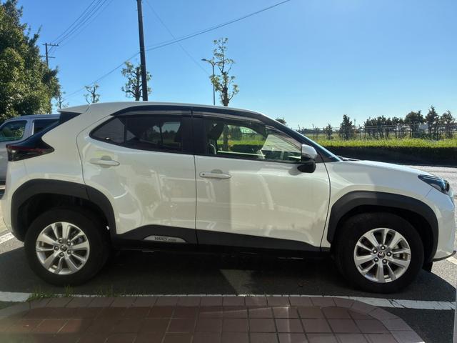 ヤリスクロス ハイブリッドG 冠水歴車ディスプレイTV全方位モニターセーフティセンスプリクラッシュセーフティークルーズコントロールオートマチックハイビーム禁煙車ETC車載器ハイブリッド車ドライブレコーダーステアリングヒーター(7枚目)