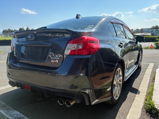 ＷＲＸ Ｓ４ ２．０ＧＴ－Ｓアイサイト　ナビＴＶバックカメラＥＴＣ車載器アイサイト衝突軽減ブレーキ禁煙車ターボスマートキー２本Ｐスタートイモビメンテノート取説付Ｅクルーズコントロールオートライト純正アルミ禁煙車衝突安全ボディーパドルシフト（8枚目）