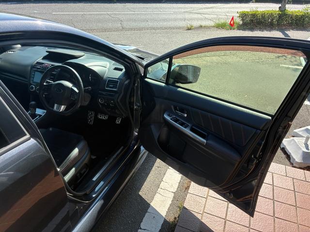 ＷＲＸ Ｓ４ ２．０ＧＴ－Ｓアイサイト　ナビＴＶバックカメラＥＴＣ車載器アイサイト衝突軽減ブレーキ禁煙車ターボスマートキー２本Ｐスタートイモビメンテノート取説付Ｅクルーズコントロールオートライト純正アルミ禁煙車衝突安全ボディーパドルシフト（40枚目）