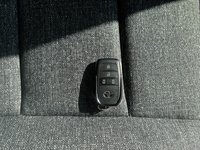 シエンタ ハイブリッドZ 冠水歴車ナビTV全方位モニターセーフティーセンスプリクラッシセーフティーレーダークルコンETC2.0両側パワスラ禁煙車ハイブリッド車ステアリングヒーター前席シートヒーターオートマチックハイビーム(80枚目)