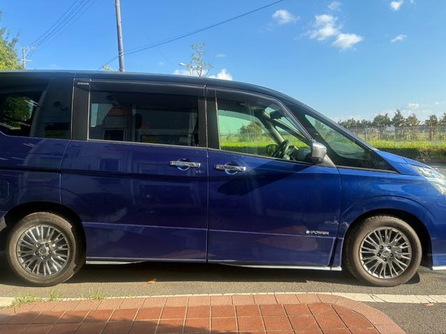 セレナ e-パワー オーテック セーフティパッケージ 冠水歴車ナビTVCDDVD再生バックカメラアラウンドビューモニターリヤフリップダウンモニター両側パワースライドドアエマージェンシーブレーキプロパイロットETC車載器ドライブレコーダー禁煙車LEDヘッド(8枚目)