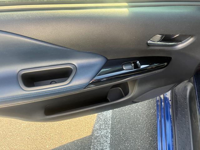 セレナ e-パワー オーテック セーフティパッケージ 冠水歴車ナビTVCDDVD再生バックカメラアラウンドビューモニターリヤフリップダウンモニター両側パワースライドドアエマージェンシーブレーキプロパイロットETC車載器ドライブレコーダー禁煙車LEDヘッド(41枚目)