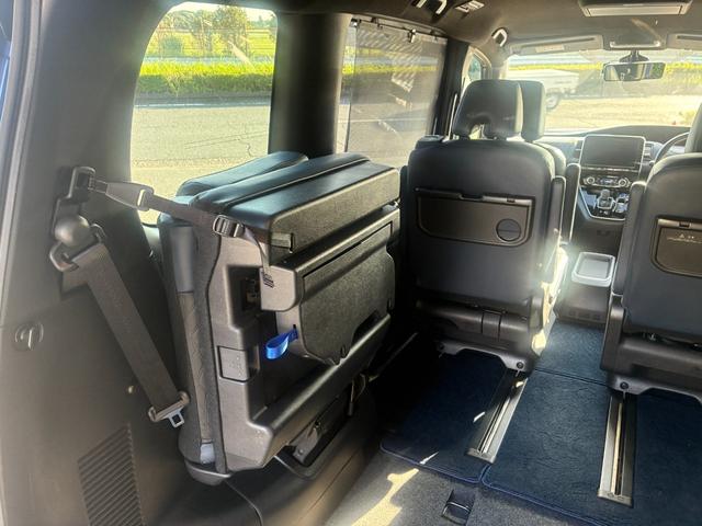 セレナ e-パワー オーテック セーフティパッケージ 冠水歴車ナビTVCDDVD再生バックカメラアラウンドビューモニターリヤフリップダウンモニター両側パワースライドドアエマージェンシーブレーキプロパイロットETC車載器ドライブレコーダー禁煙車LEDヘッド(61枚目)