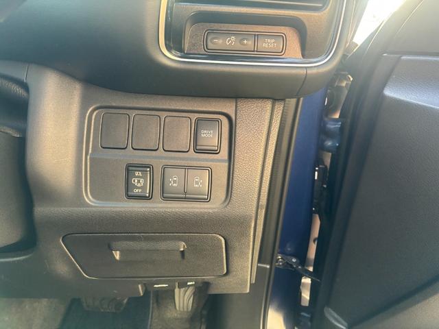 セレナ e-パワー オーテック セーフティパッケージ 冠水歴車ナビTVCDDVD再生バックカメラアラウンドビューモニターリヤフリップダウンモニター両側パワースライドドアエマージェンシーブレーキプロパイロットETC車載器ドライブレコーダー禁煙車LEDヘッド(65枚目)