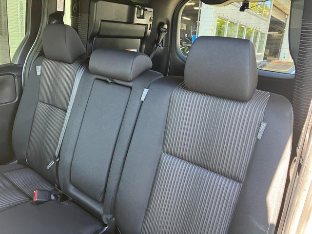 ヴォクシー ZS 冠水歴車ナビTVバックカメラリヤフリップダウンモニターセーフティーセンスプリクラッシセーフティー衝突軽減ブレーキクルコン禁煙車両側パワスラETC車載器ドラレコ前後2カメラオートマチックハイビーム8名乗(50枚目)