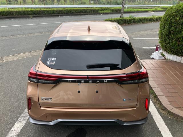 オーラ Ｇ　冠水歴車ナビＴＶバックカメラアラウンドビューモニターＢＴオーディオ対応エマージェンシーブレーキプロパイロットアダプティブクルーズコントロールＥＴＣ２．０ドライブレコーダーワイヤレス充電ＢＯＳＥサウンド（11枚目）