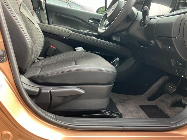 オーラ Ｇ　冠水歴車ナビＴＶバックカメラアラウンドビューモニターＢＴオーディオ対応エマージェンシーブレーキプロパイロットアダプティブクルーズコントロールＥＴＣ２．０ドライブレコーダーワイヤレス充電ＢＯＳＥサウンド（35枚目）