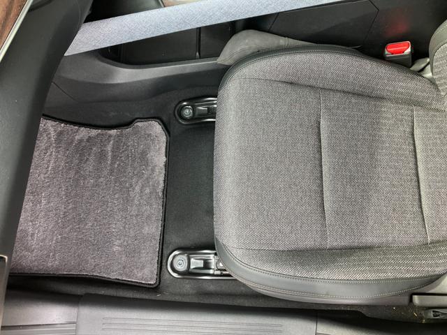 オーラ Ｇ　冠水歴車ナビＴＶバックカメラアラウンドビューモニターＢＴオーディオ対応エマージェンシーブレーキプロパイロットアダプティブクルーズコントロールＥＴＣ２．０ドライブレコーダーワイヤレス充電ＢＯＳＥサウンド（39枚目）