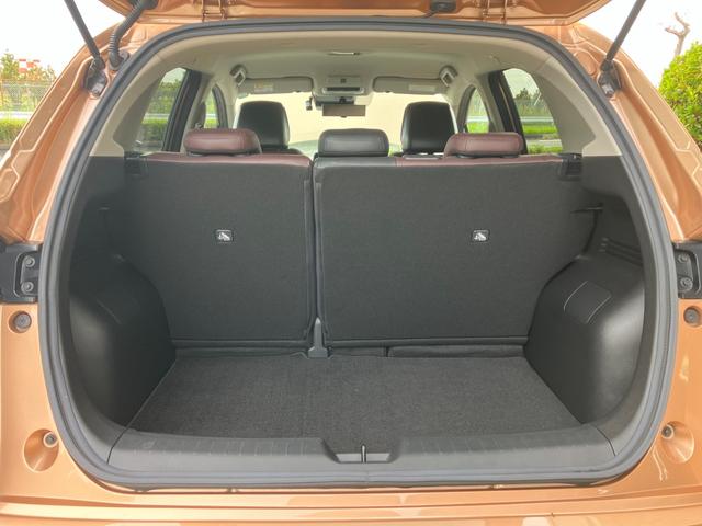 オーラ Ｇ　冠水歴車ナビＴＶバックカメラアラウンドビューモニターＢＴオーディオ対応エマージェンシーブレーキプロパイロットアダプティブクルーズコントロールＥＴＣ２．０ドライブレコーダーワイヤレス充電ＢＯＳＥサウンド（54枚目）