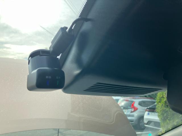 オーラ Ｇ　冠水歴車ナビＴＶバックカメラアラウンドビューモニターＢＴオーディオ対応エマージェンシーブレーキプロパイロットアダプティブクルーズコントロールＥＴＣ２．０ドライブレコーダーワイヤレス充電ＢＯＳＥサウンド（75枚目）