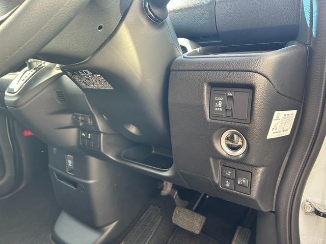 Ｎ－ＢＯＸカスタム Ｌ　冠水歴車ＥＴＣ車載器ドラレコ前後２カメラセンシングアダプティブクルコン左側パワスラ禁煙車スマートキーＰスタートイモビ充電用ＵＳＢジャックオートブレーキホールドサイドカーテンエアバッグオートリトラミラー（69枚目）