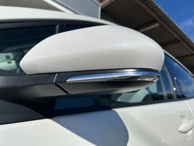 プリウス Ａ　冠水歴車ナビＴＶＢＴ対応バックカメラＥＴＣ２．０セーフティセンスプリクラッシュセーフティーレーダークルコン禁煙車スマートキー２本オートマチックハイビームヘッドアップディスプレイブラインドスポットモニタ（29枚目）