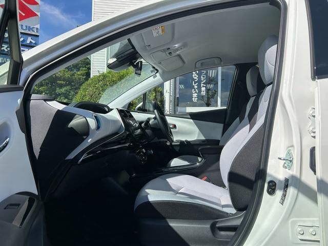 プリウス Ａ　冠水歴車ナビＴＶＢＴ対応バックカメラＥＴＣ２．０セーフティセンスプリクラッシュセーフティーレーダークルコン禁煙車スマートキー２本オートマチックハイビームヘッドアップディスプレイブラインドスポットモニタ（47枚目）