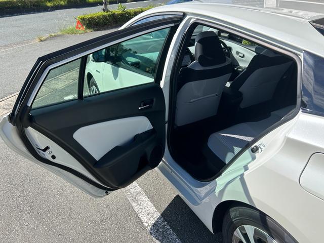 プリウス Ａ　冠水歴車ナビＴＶＢＴ対応バックカメラＥＴＣ２．０セーフティセンスプリクラッシュセーフティーレーダークルコン禁煙車スマートキー２本オートマチックハイビームヘッドアップディスプレイブラインドスポットモニタ（48枚目）