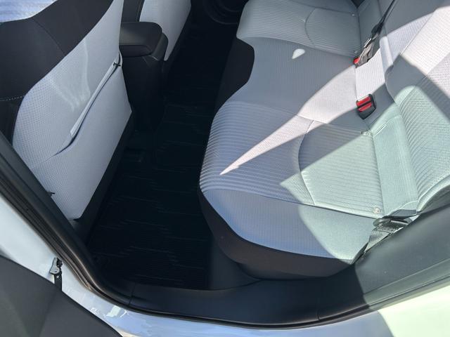 プリウス Ａ　冠水歴車ナビＴＶＢＴ対応バックカメラＥＴＣ２．０セーフティセンスプリクラッシュセーフティーレーダークルコン禁煙車スマートキー２本オートマチックハイビームヘッドアップディスプレイブラインドスポットモニタ（51枚目）