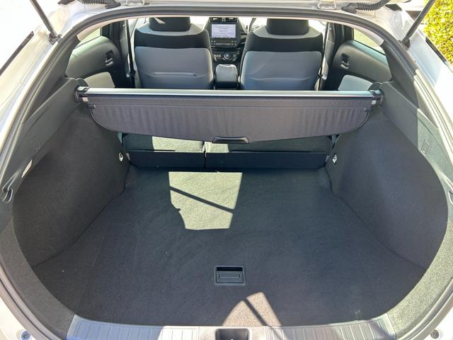 プリウス Ａ　冠水歴車ナビＴＶＢＴ対応バックカメラＥＴＣ２．０セーフティセンスプリクラッシュセーフティーレーダークルコン禁煙車スマートキー２本オートマチックハイビームヘッドアップディスプレイブラインドスポットモニタ（61枚目）