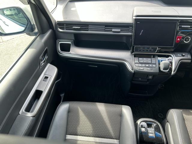 ステップワゴン e:HEVスパーダ 冠水歴車GEXホンダセンシングETC2.0ナビTVBT対応全方位モニターリヤフリップダウンモニターアダプティブクルコン禁煙車両側パワスラサイドカーテンエアバッグ前席シートヒーターパフォーマンスダンパー(67枚目)