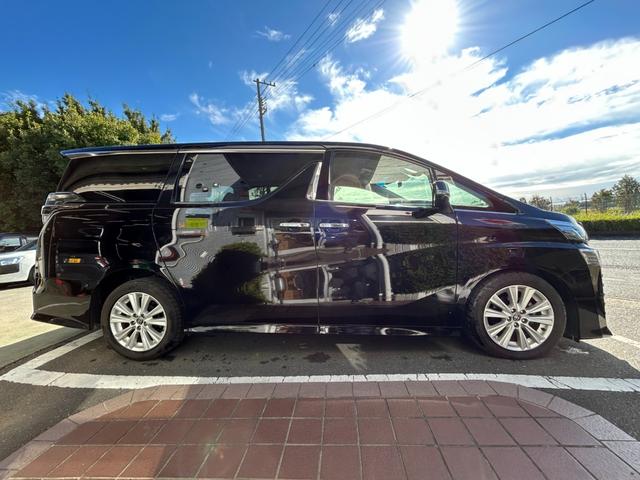 ヴェルファイア ２．４Ｚ　冠水歴車ナビＴＶバックカメラリヤフリップダウンモニタースマートキーＰスタートイモビ禁煙車セーフティセンス衝突軽減ブレーキ付クルーズコントロールＥＴＣ車載器オートマチックハイビーム両側パワスラドラレコ付（7枚目）