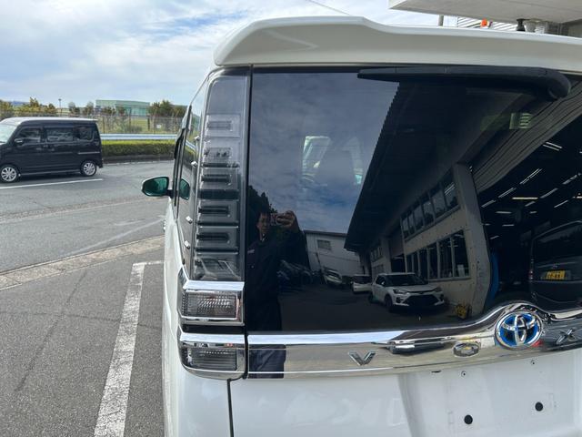 ヴォクシー ハイブリッドＺＳ　煌ＩＩ　冠水歴車バックカメラセーフティセンスプリクラッシュセーフティ禁煙車両側パワスラスマートキーＰスタートイモビ前席シートエアコンオートマチックハイビームトラクションコントロールクルーズコントロールパール白（21枚目）
