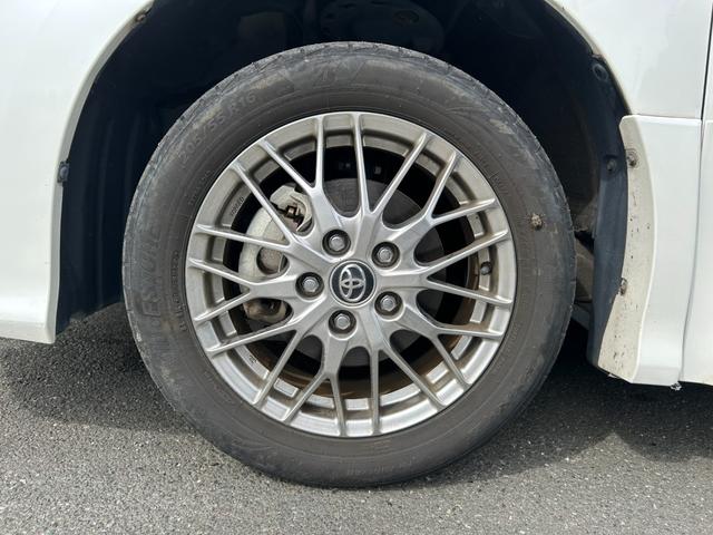 ヴォクシー ハイブリッドＺＳ　煌ＩＩ　冠水歴車バックカメラセーフティセンスプリクラッシュセーフティ禁煙車両側パワスラスマートキーＰスタートイモビ前席シートエアコンオートマチックハイビームトラクションコントロールクルーズコントロールパール白（34枚目）