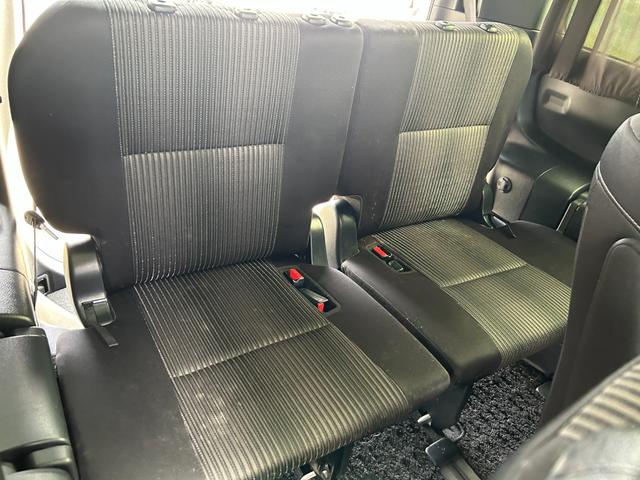 ヴォクシー ハイブリッドＺＳ　煌ＩＩ　冠水歴車バックカメラセーフティセンスプリクラッシュセーフティ禁煙車両側パワスラスマートキーＰスタートイモビ前席シートエアコンオートマチックハイビームトラクションコントロールクルーズコントロールパール白（60枚目）