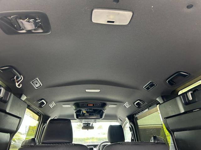 ヴォクシー ハイブリッドＺＳ　煌ＩＩ　冠水歴車バックカメラセーフティセンスプリクラッシュセーフティ禁煙車両側パワスラスマートキーＰスタートイモビ前席シートエアコンオートマチックハイビームトラクションコントロールクルーズコントロールパール白（66枚目）