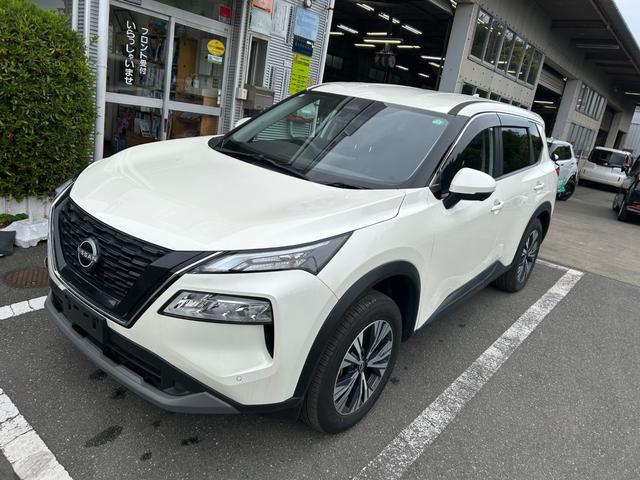 エクストレイル X e-4ORCE 冠水歴車ナビTVHDMI入力ETC2.0アラウンドビューモニター禁煙車エマージェンシーブレーキプロパイロットアダプティブクルコンドラレコブラインドスポットモニタAC100V電源防水シートハイブリッド車(2枚目)