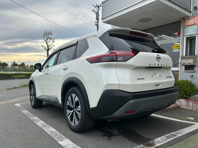 エクストレイル X e-4ORCE 冠水歴車ナビTVHDMI入力ETC2.0アラウンドビューモニター禁煙車エマージェンシーブレーキプロパイロットアダプティブクルコンドラレコブラインドスポットモニタAC100V電源防水シートハイブリッド車(12枚目)