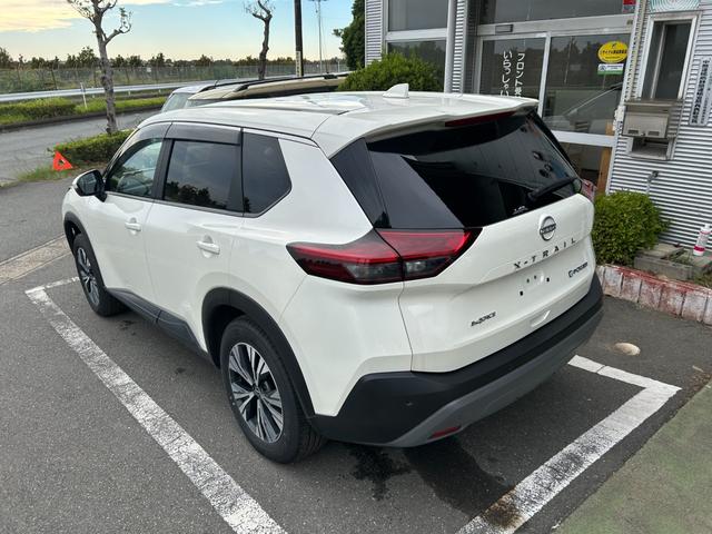 エクストレイル X e-4ORCE 冠水歴車ナビTVHDMI入力ETC2.0アラウンドビューモニター禁煙車エマージェンシーブレーキプロパイロットアダプティブクルコンドラレコブラインドスポットモニタAC100V電源防水シートハイブリッド車(13枚目)