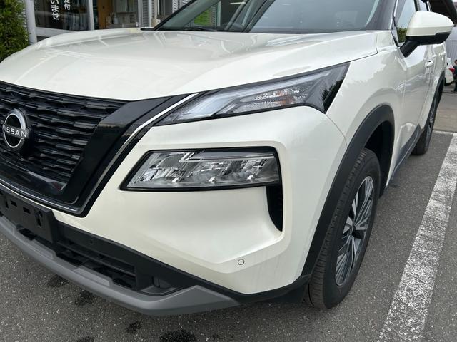 エクストレイル X e-4ORCE 冠水歴車ナビTVHDMI入力ETC2.0アラウンドビューモニター禁煙車エマージェンシーブレーキプロパイロットアダプティブクルコンドラレコブラインドスポットモニタAC100V電源防水シートハイブリッド車(16枚目)