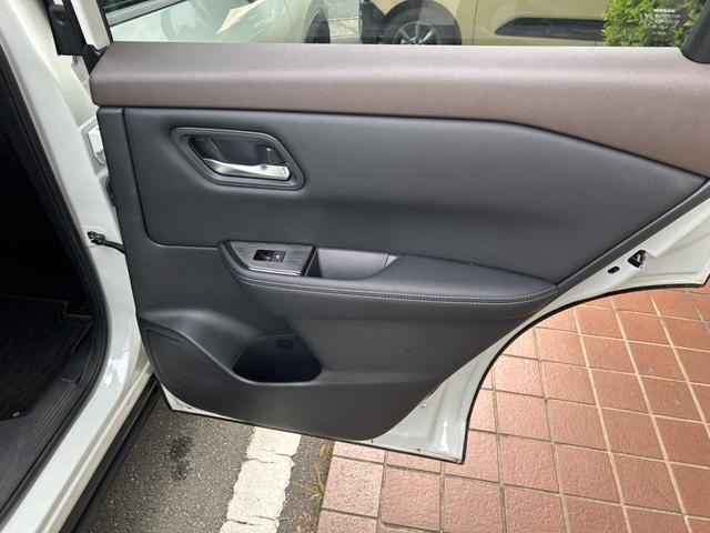 エクストレイル X e-4ORCE 冠水歴車ナビTVHDMI入力ETC2.0アラウンドビューモニター禁煙車エマージェンシーブレーキプロパイロットアダプティブクルコンドラレコブラインドスポットモニタAC100V電源防水シートハイブリッド車(54枚目)