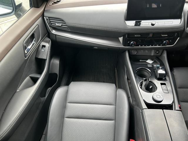 エクストレイル X e-4ORCE 冠水歴車ナビTVHDMI入力ETC2.0アラウンドビューモニター禁煙車エマージェンシーブレーキプロパイロットアダプティブクルコンドラレコブラインドスポットモニタAC100V電源防水シートハイブリッド車(68枚目)