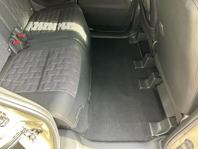 お車に関するお問い合わせはグーネット無料電話００７８－６０４０－５８３６にお問い合わせください！知識・経験共に豊富なスタッフがお客様にピッタリな一台をご案内させて頂きます！