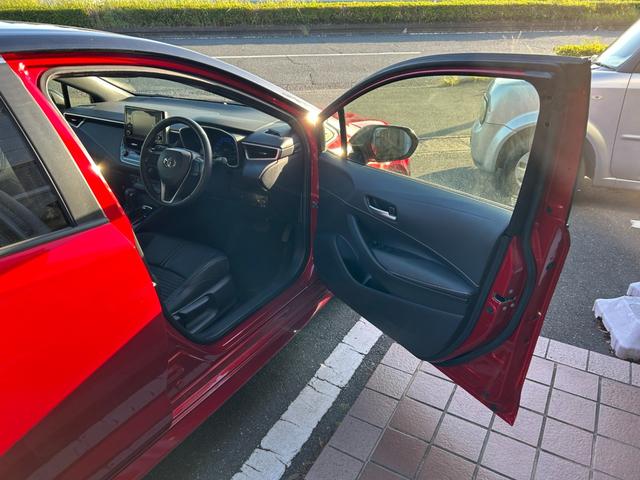 カローラスポーツ ハイブリッドＧ　スタイルパッケージ　冠水歴車ナビバックカメラＥＴＣ車載器セーフティセンスプリクラッシュセーフティーレーダークルコン禁煙車ＣＤＤＶＤ再生ブラインドスポットモニターメンテノート取説ドラレコ前後前席シートヒーターハイブリッド車（38枚目）
