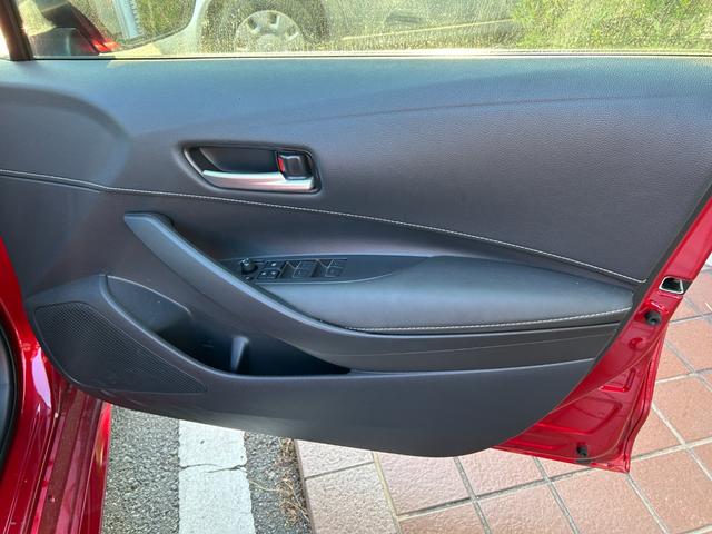 カローラスポーツ ハイブリッドＧ　スタイルパッケージ　冠水歴車ナビバックカメラＥＴＣ車載器セーフティセンスプリクラッシュセーフティーレーダークルコン禁煙車ＣＤＤＶＤ再生ブラインドスポットモニターメンテノート取説ドラレコ前後前席シートヒーターハイブリッド車（39枚目）