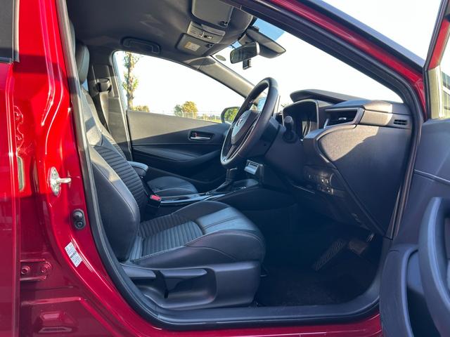 カローラスポーツ ハイブリッドＧ　スタイルパッケージ　冠水歴車ナビバックカメラＥＴＣ車載器セーフティセンスプリクラッシュセーフティーレーダークルコン禁煙車ＣＤＤＶＤ再生ブラインドスポットモニターメンテノート取説ドラレコ前後前席シートヒーターハイブリッド車（42枚目）