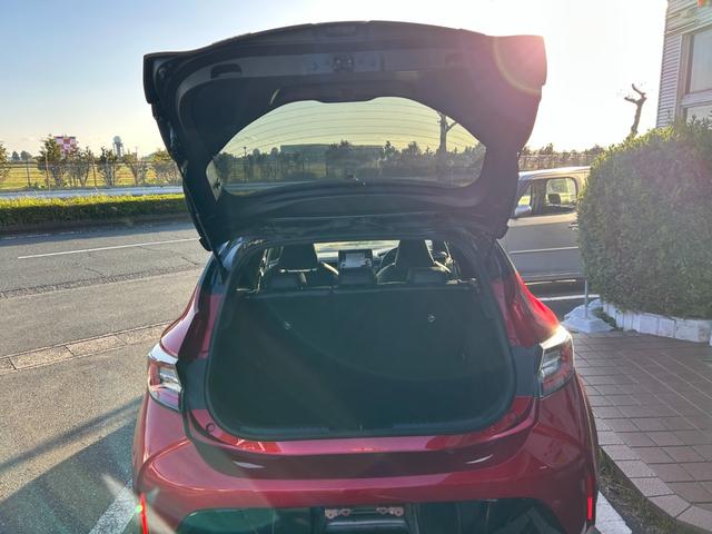 カローラスポーツ ハイブリッドＧ　スタイルパッケージ　冠水歴車ナビバックカメラＥＴＣ車載器セーフティセンスプリクラッシュセーフティーレーダークルコン禁煙車ＣＤＤＶＤ再生ブラインドスポットモニターメンテノート取説ドラレコ前後前席シートヒーターハイブリッド車（58枚目）