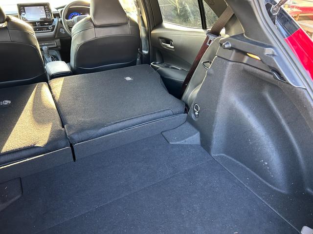 カローラスポーツ ハイブリッドＧ　スタイルパッケージ　冠水歴車ナビバックカメラＥＴＣ車載器セーフティセンスプリクラッシュセーフティーレーダークルコン禁煙車ＣＤＤＶＤ再生ブラインドスポットモニターメンテノート取説ドラレコ前後前席シートヒーターハイブリッド車（62枚目）