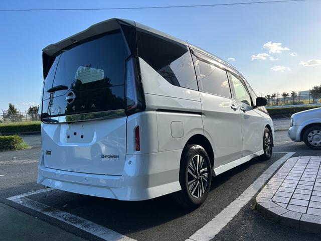 セレナ ｅ－パワー　ハイウェイスターＶ　冠水歴車ナビＴＶアラウンドビューモニターＥＴＣ２．０プロパイロットエマージェンシーブレーキＬＥＤヘッド禁煙車寒冷地仕様ホットプラスパックドラレコブラインドスポットモニターアダプティブクルコン両パワスラ（8枚目）