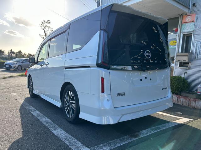 セレナ ｅ－パワー　ハイウェイスターＶ　冠水歴車ナビＴＶアラウンドビューモニターＥＴＣ２．０プロパイロットエマージェンシーブレーキＬＥＤヘッド禁煙車寒冷地仕様ホットプラスパックドラレコブラインドスポットモニターアダプティブクルコン両パワスラ（12枚目）