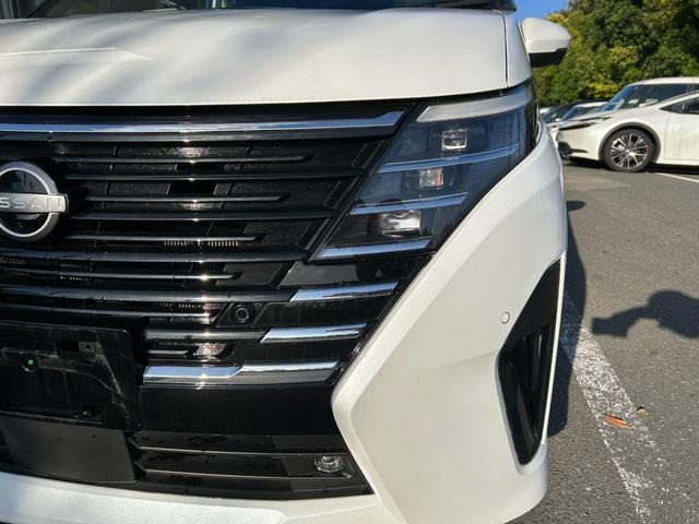 セレナ ｅ－パワー　ハイウェイスターＶ　冠水歴車ナビＴＶアラウンドビューモニターＥＴＣ２．０プロパイロットエマージェンシーブレーキＬＥＤヘッド禁煙車寒冷地仕様ホットプラスパックドラレコブラインドスポットモニターアダプティブクルコン両パワスラ（15枚目）