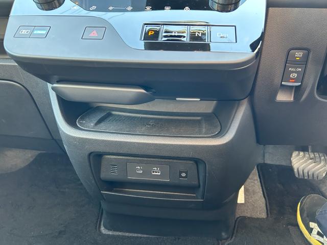 セレナ ｅ－パワー　ハイウェイスターＶ　冠水歴車ナビＴＶアラウンドビューモニターＥＴＣ２．０プロパイロットエマージェンシーブレーキＬＥＤヘッド禁煙車寒冷地仕様ホットプラスパックドラレコブラインドスポットモニターアダプティブクルコン両パワスラ（75枚目）