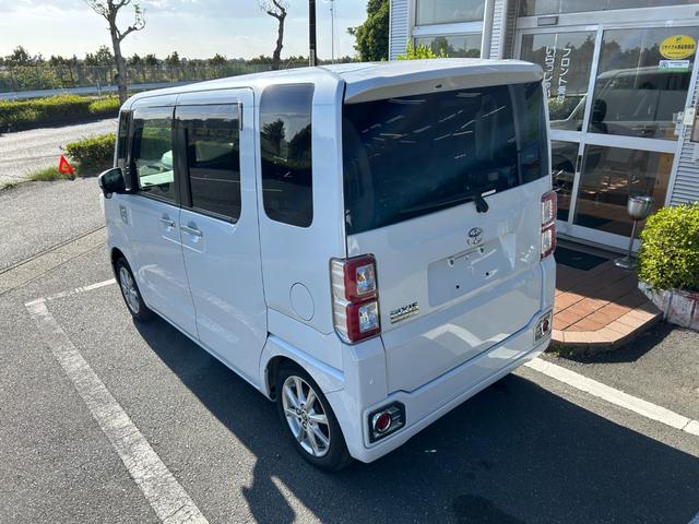 ピクシスメガ L SAIII 冠水歴車ナビTVスマートアシストIII衝突軽減ブレーキ踏み間違え防止装置ホワイトパールスマートキーPスタートイモビ付禁煙車ドラレコ前後2カメラ両側パワースライドドア純正アルミオートマチックハイビーム(13枚目)