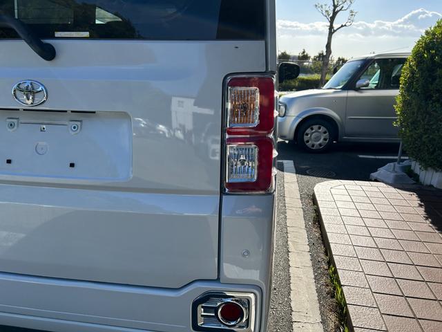 ピクシスメガ L SAIII 冠水歴車ナビTVスマートアシストIII衝突軽減ブレーキ踏み間違え防止装置ホワイトパールスマートキーPスタートイモビ付禁煙車ドラレコ前後2カメラ両側パワースライドドア純正アルミオートマチックハイビーム(19枚目)